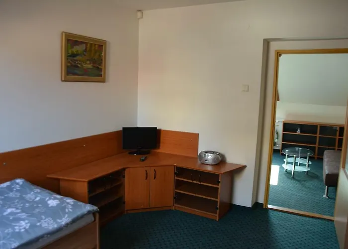 Гостевой дом Nerudova Six *